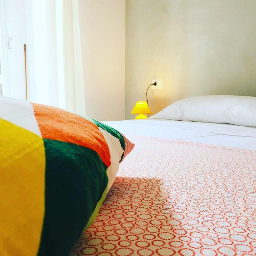 Domus Alma Bed & Breakfast Наполи Екстериор снимка