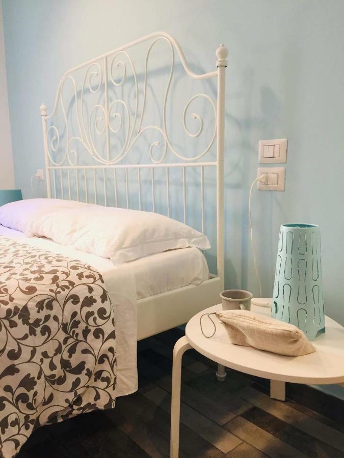 Domus Alma Bed & Breakfast Наполи Екстериор снимка
