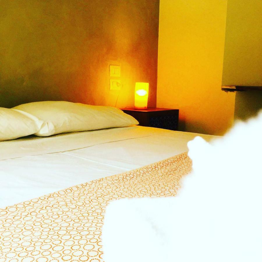 Domus Alma Bed & Breakfast Наполи Екстериор снимка