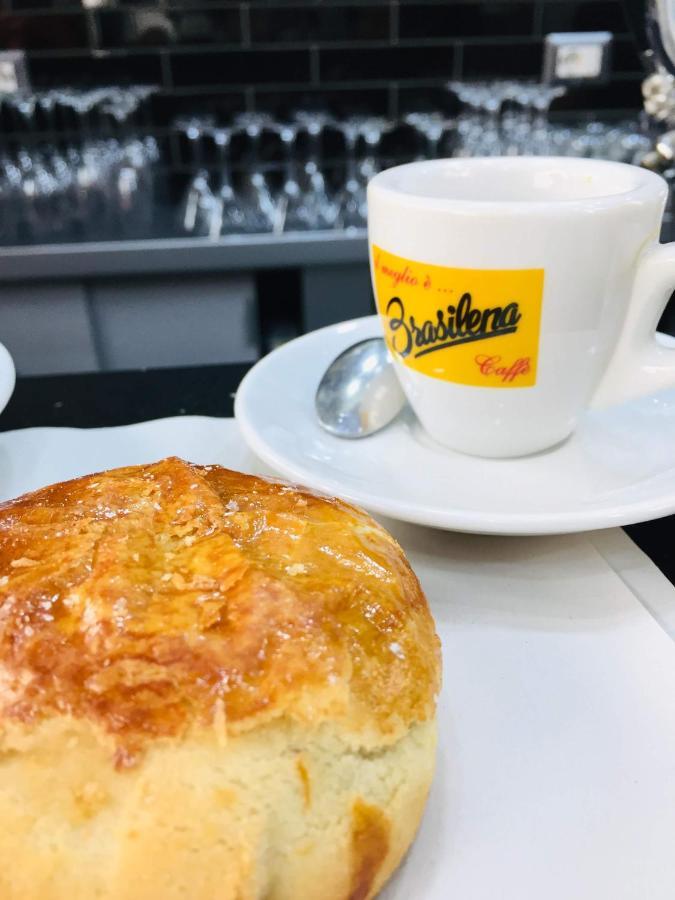 Domus Alma Bed & Breakfast Наполи Екстериор снимка